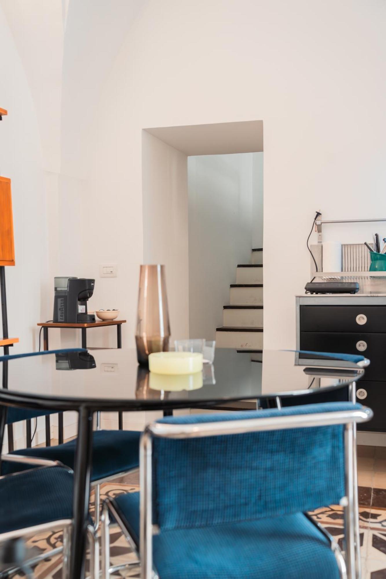 Donna Cristina Historic Apartment Лече Екстериор снимка